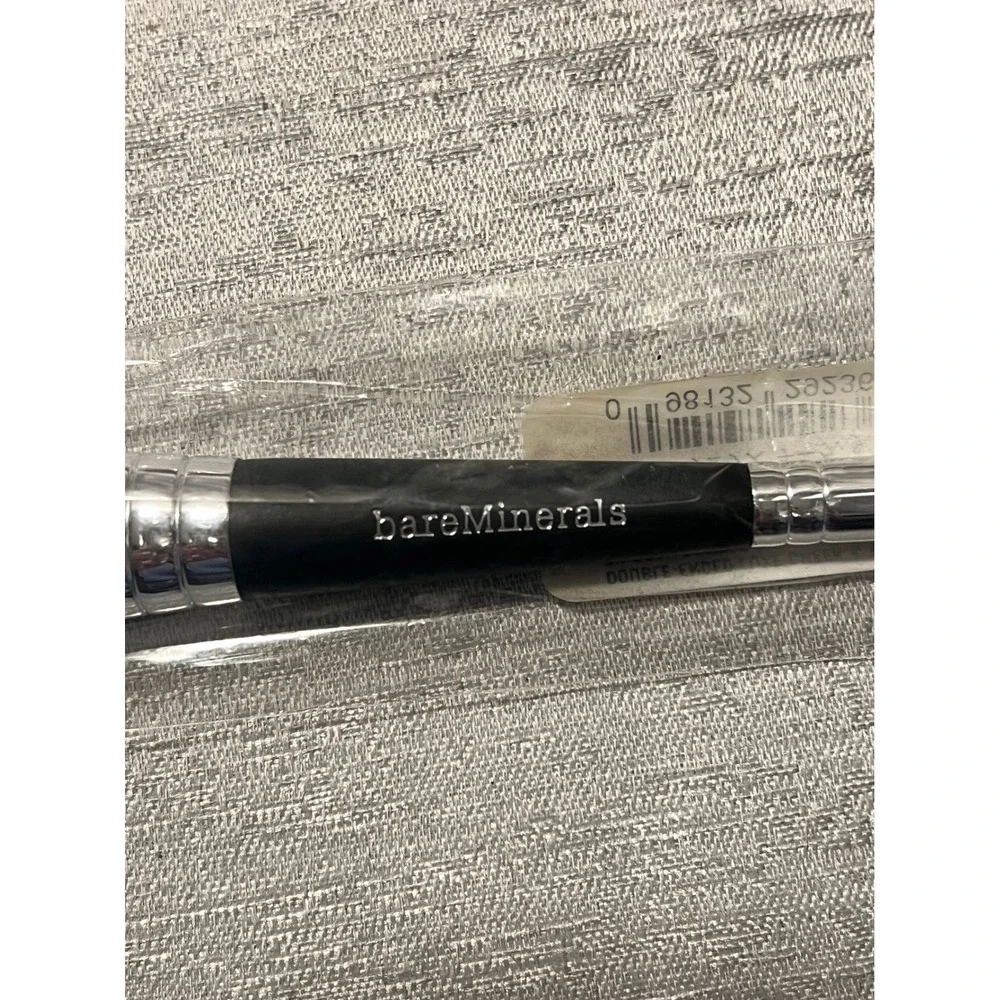 bareMinerals Double-Ended Luxe Cheek & Eye Brush 2-in-1 Makeup Tool New 63544